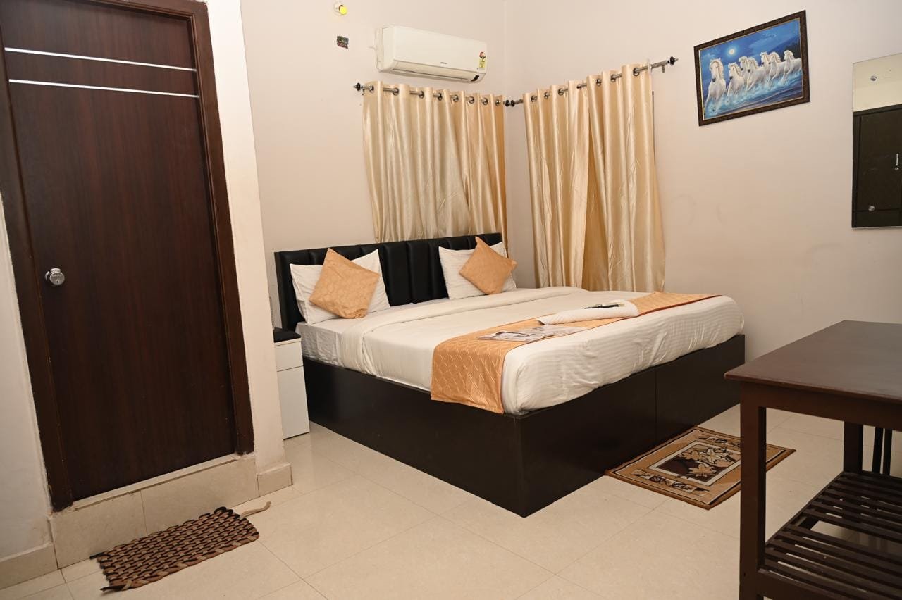 luxury hotel rooms in gachibowli